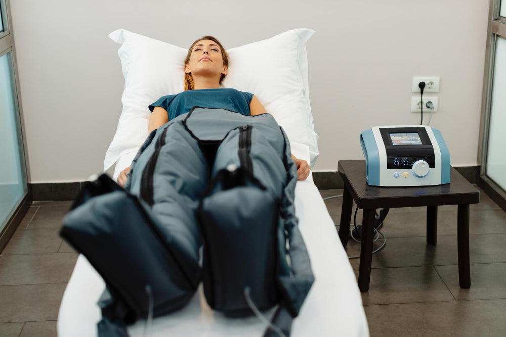 Cold Therapy Equipment vs. Ice Packs: Which One is Better for Recovery?
